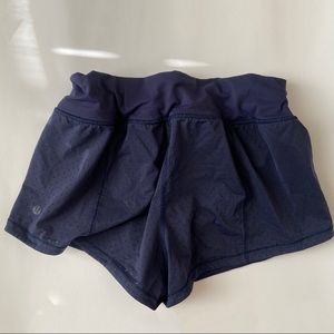 LULULEMON size 8 navy blue shorts